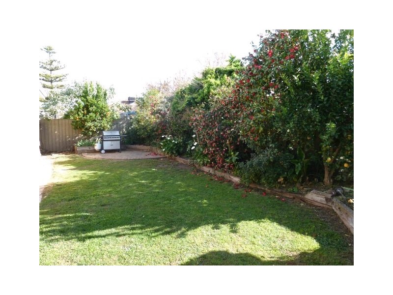 4 Dunkirk Avenue, Shepparton VIC 3630