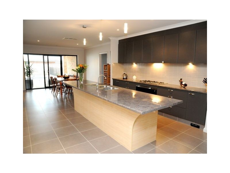 6 Wanderers Lane, Kialla VIC 3631