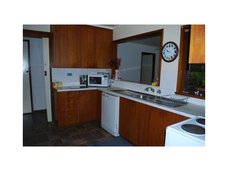 17 Ross Street, Mooroopna VIC 3629