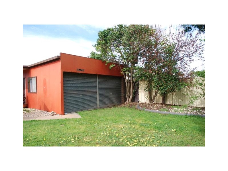 17 Ross Street, Mooroopna VIC 3629