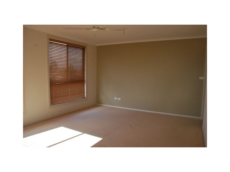 27 Orchard Circuit, Shepparton VIC 3630