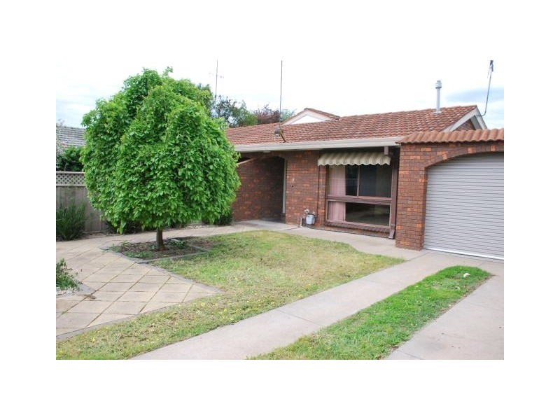 2/17 Oram Street, Shepparton VIC 3630