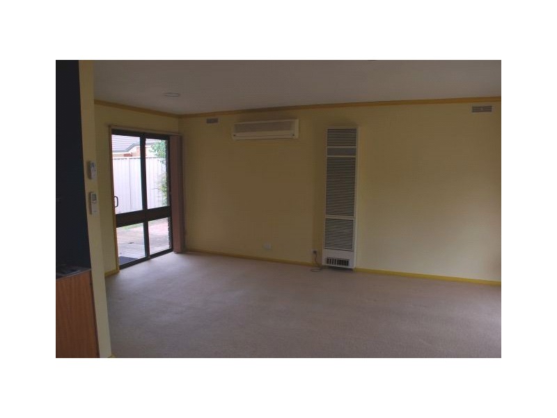 2/17 Oram Street, Shepparton VIC 3630