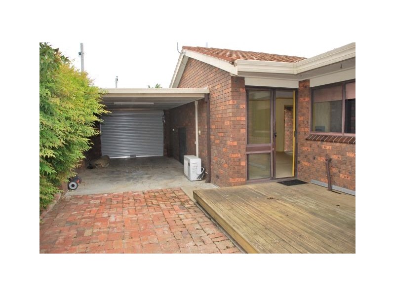 2/17 Oram Street, Shepparton VIC 3630