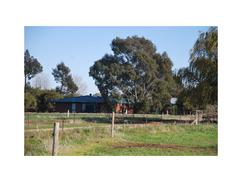 235 Sampson Road, Numurkah VIC 3636