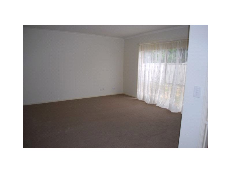 4 Dowson Place, Mooroopna VIC 3629