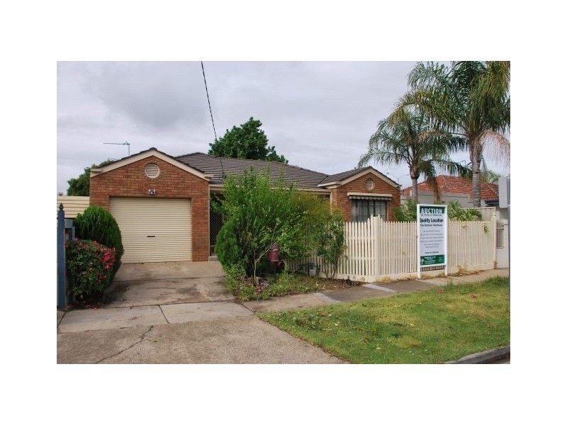 4 Macintosh Street, Shepparton VIC 3630