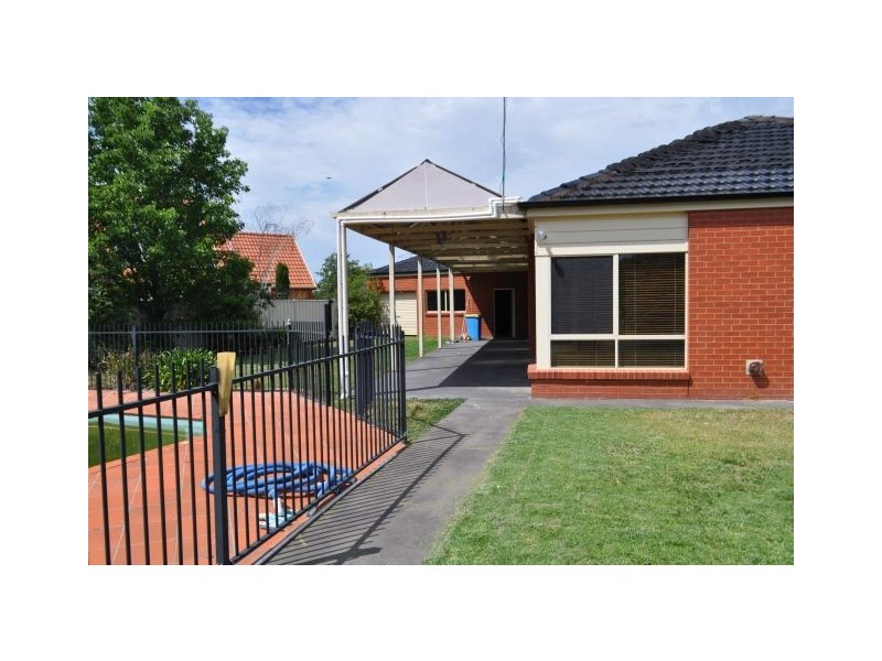 4 Omeo Court, Kialla VIC 3631