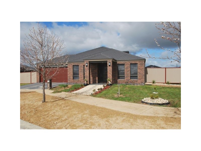 8 Cooloola Place, Shepparton VIC 3630