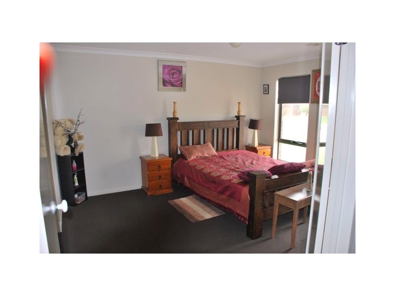 8 Cooloola Place, Shepparton VIC 3630