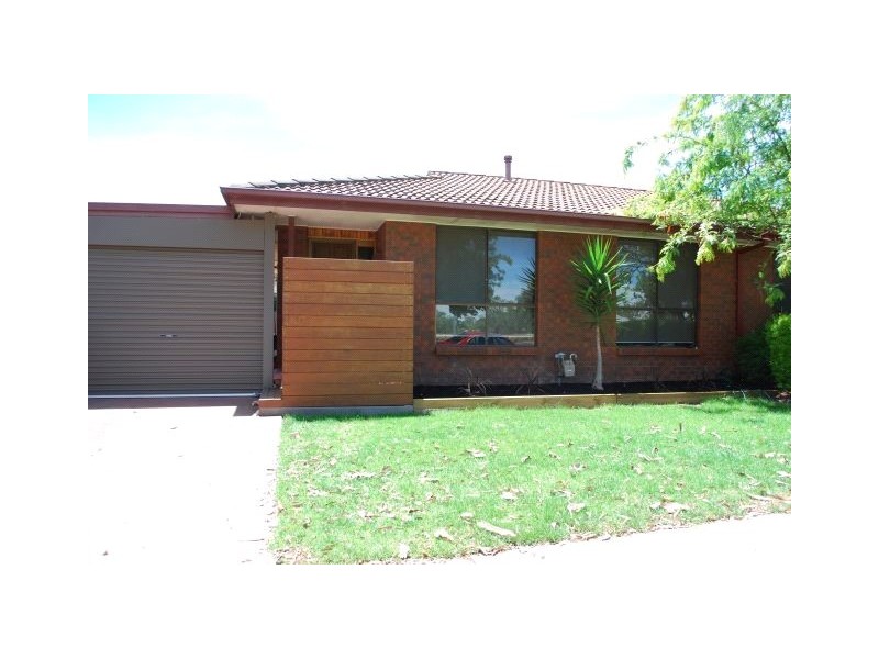 2/10 Echuca Road, Mooroopna VIC 3629