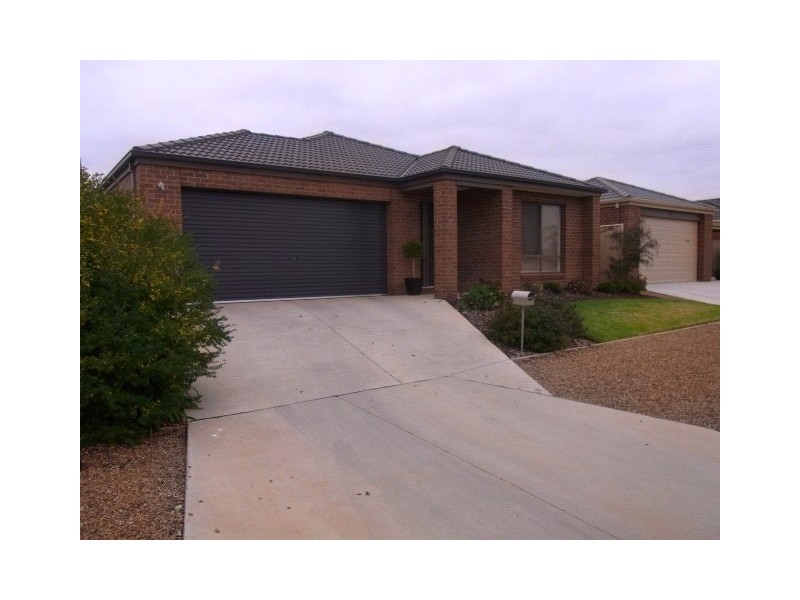 20 Mozart Ave, Shepparton VIC 3630