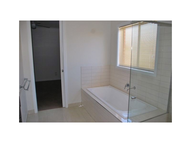 1a The Boulevard, Shepparton VIC 3630