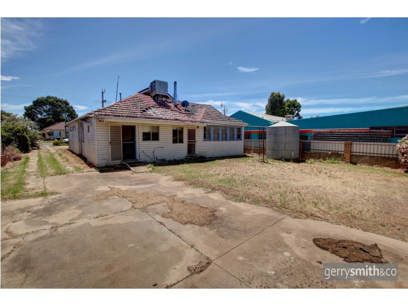 7 Brougham Street, Nhill VIC 3418