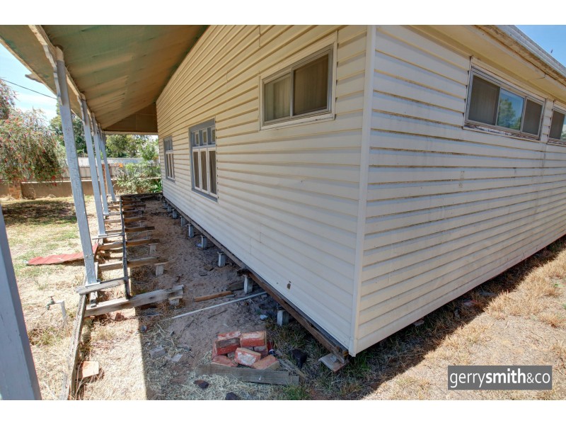 7 Brougham Street, Nhill VIC 3418