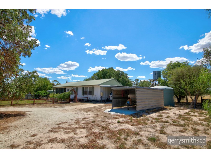 745 Walsh’s Road,, Mckenzie Creek VIC 3401