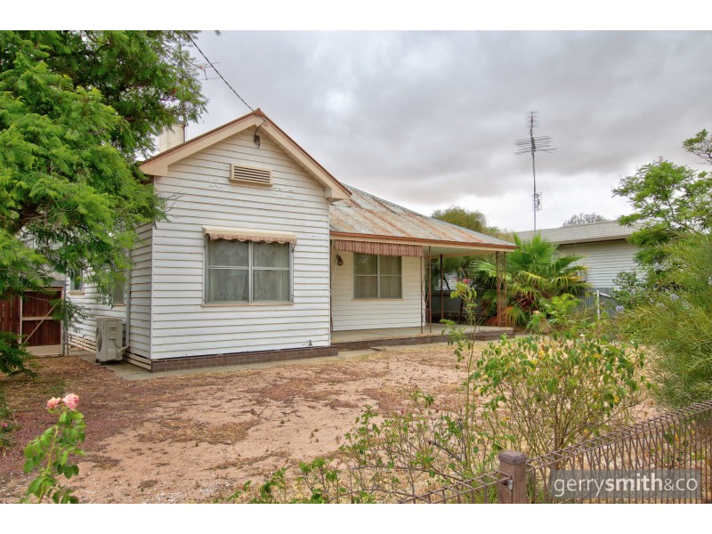 118 Anderson Street, Warracknabeal VIC 3393