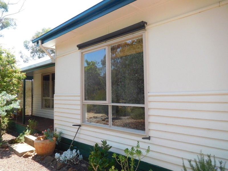 2718 Henty Highway, Wonwondah VIC 3401