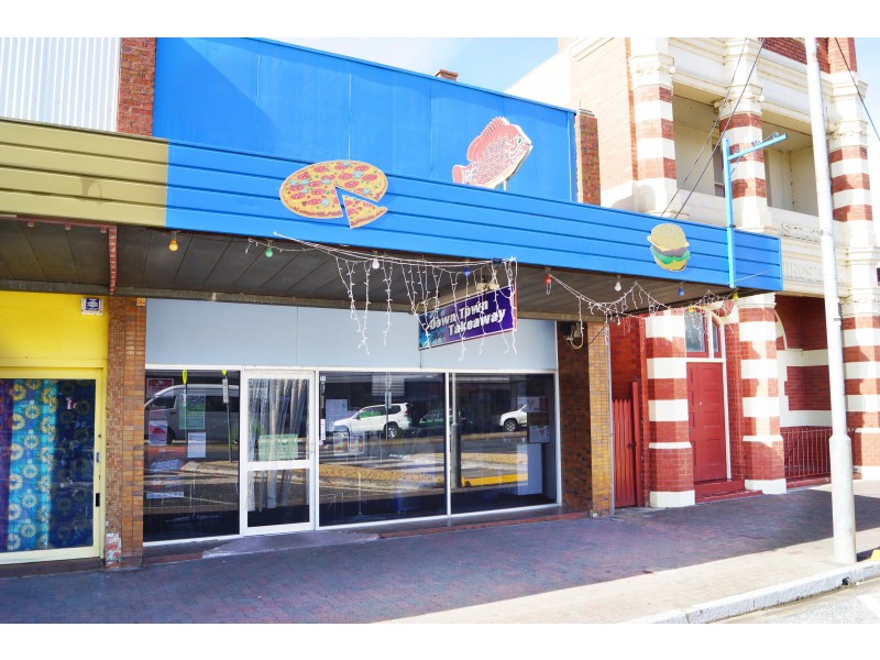 77 Scott Street, Warracknabeal VIC 3393