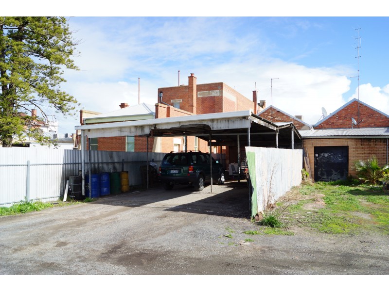 77 Scott Street, Warracknabeal VIC 3393