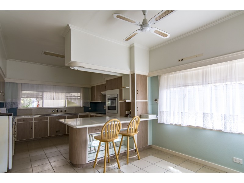 20 HEWITT STREET, Warracknabeal VIC 3393
