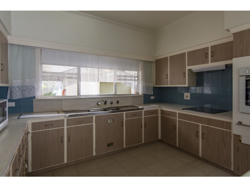 20 HEWITT STREET, Warracknabeal VIC 3393