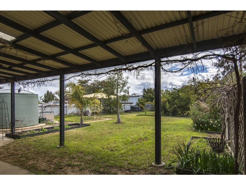 20 HEWITT STREET, Warracknabeal VIC 3393