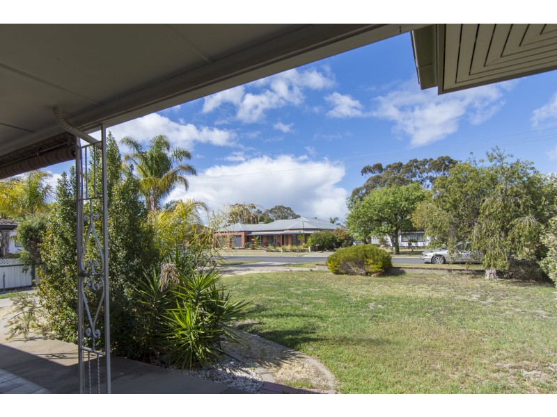 20 HEWITT STREET, Warracknabeal VIC 3393