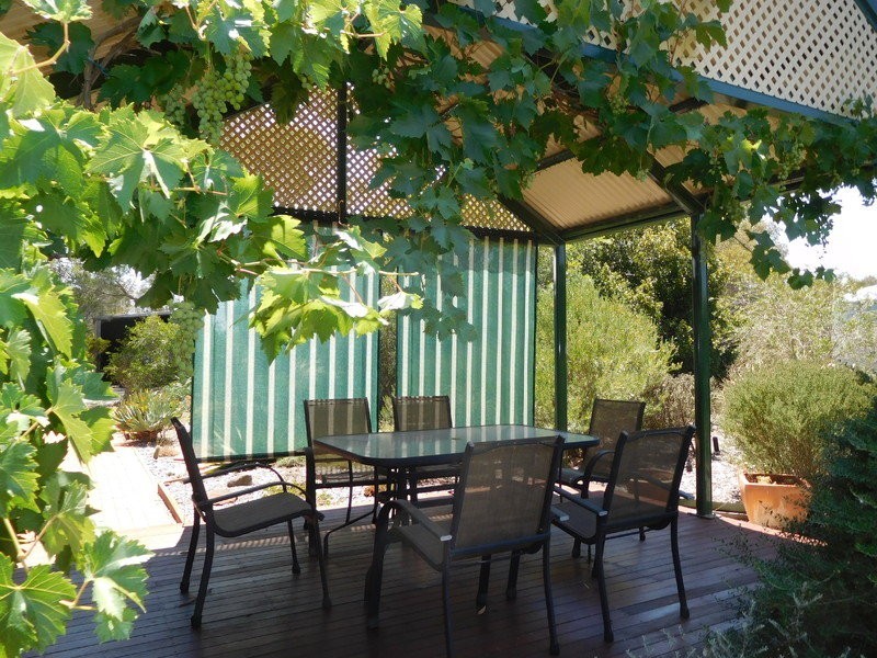 2718 Henty Highway, Wonwondah VIC 3401