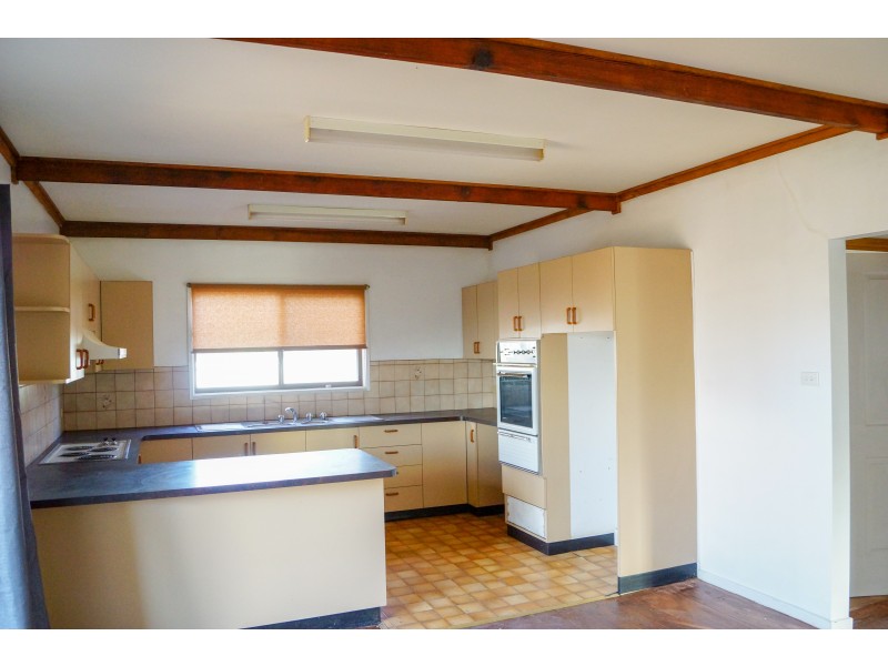 27 Miller Street, Pimpinio VIC 3401