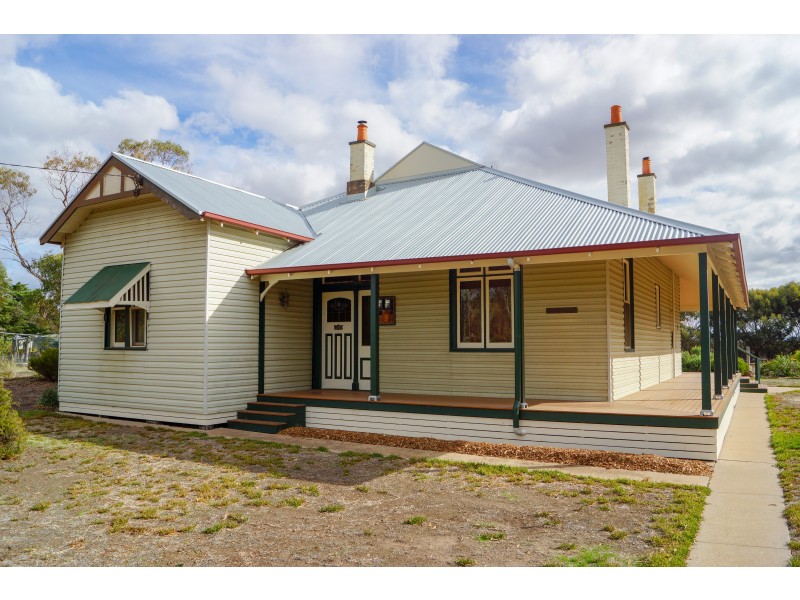 75 Lake Avenue, Natimuk VIC 3409