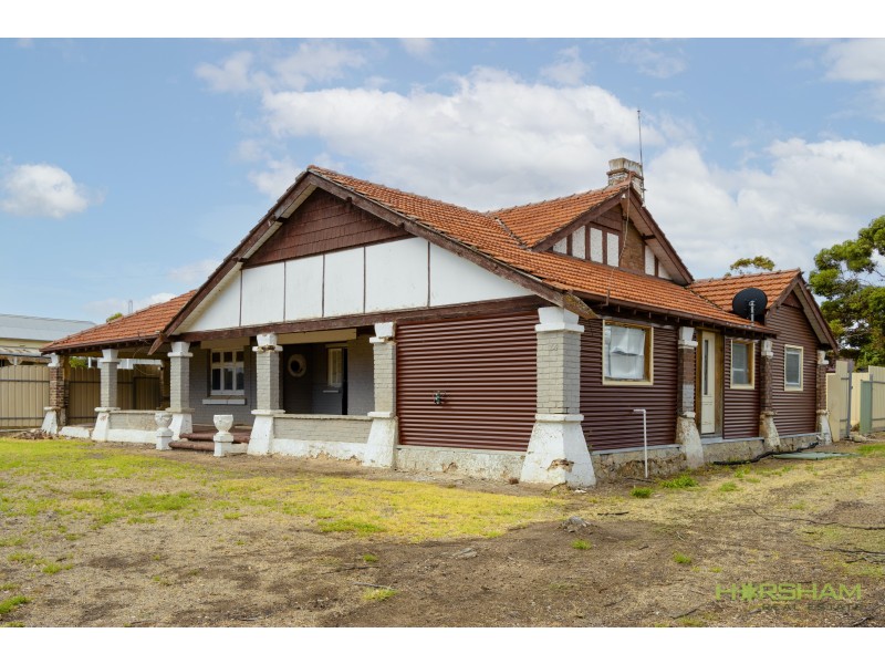 74 Upper Regions St, Dimboola VIC 3414