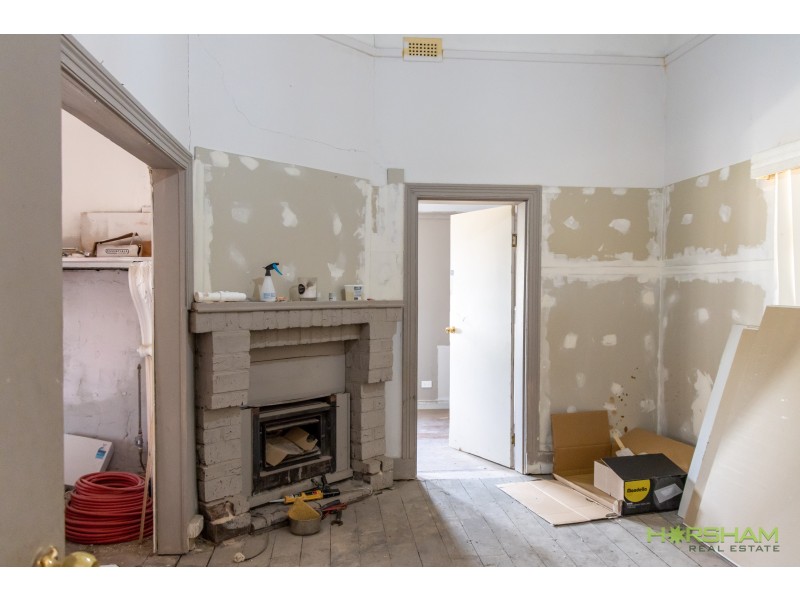 74 Upper Regions St, Dimboola VIC 3414