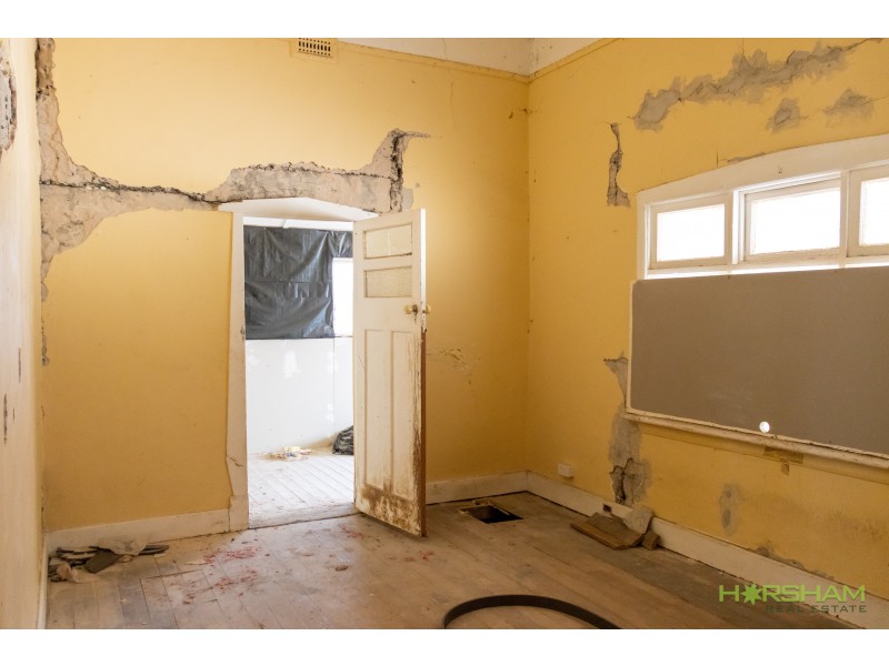 74 Upper Regions St, Dimboola VIC 3414