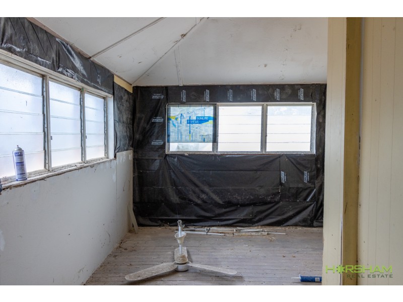 74 Upper Regions St, Dimboola VIC 3414