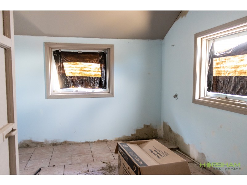 74 Upper Regions St, Dimboola VIC 3414