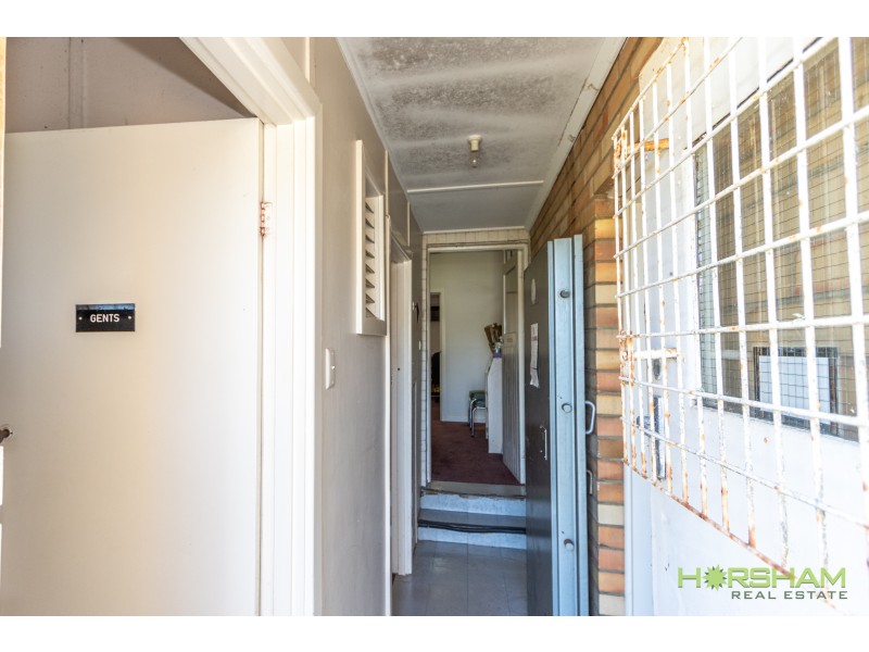 77 Elizabeth Street, Edenhope VIC 3318