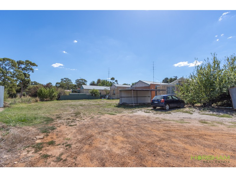 77 Elizabeth Street, Edenhope VIC 3318