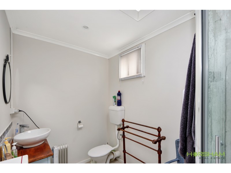 25 Coleraine Road, Balmoral VIC 3407