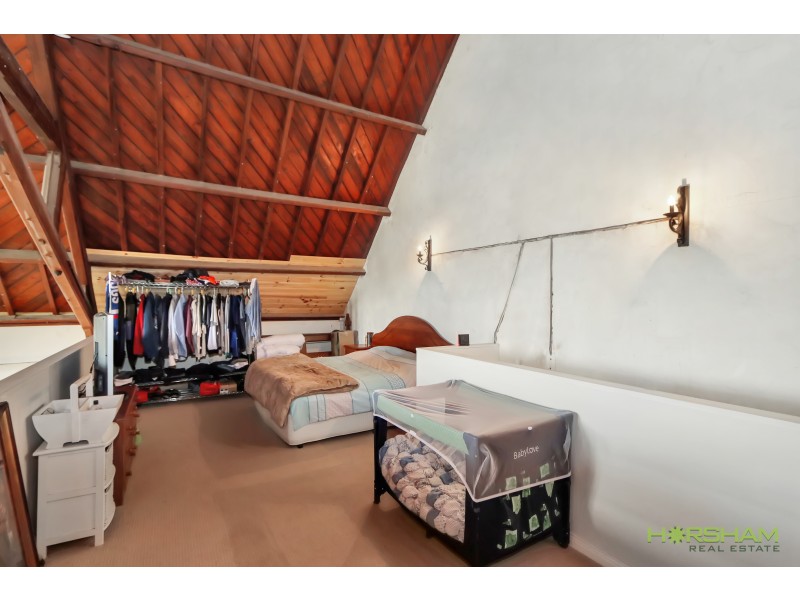 25 Coleraine Roadr, Balmoral VIC 3407