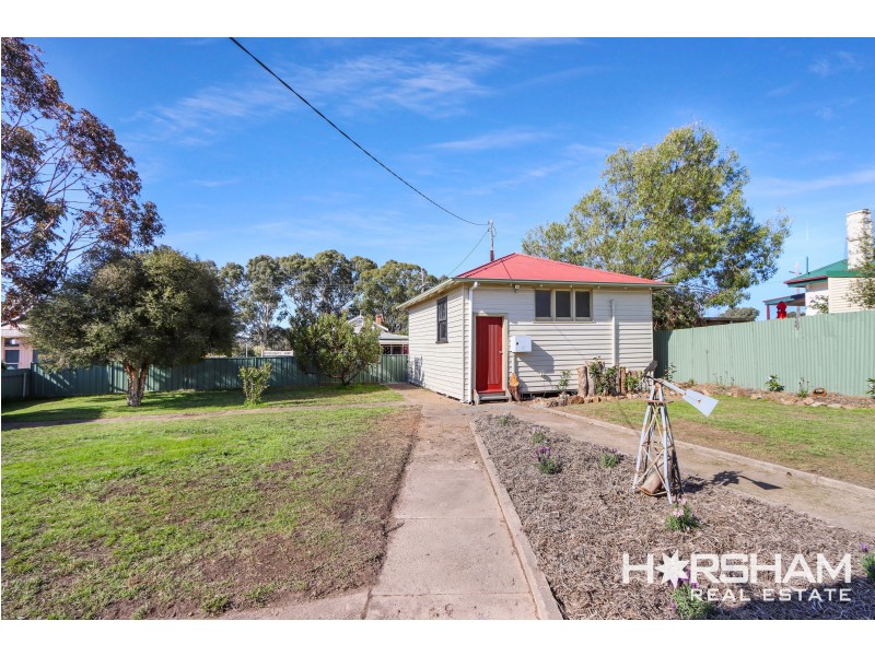 16 Glendinning Street, Balmoral VIC 3407