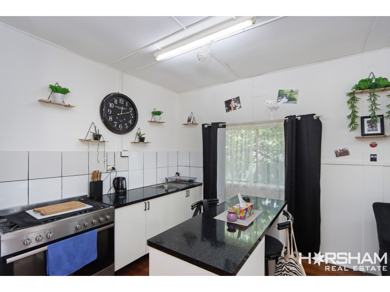 81 Elizabeth Street, Edenhope VIC 3318