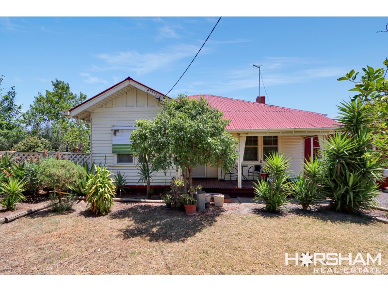 24 Soldiers Avenue, Murtoa VIC 3390