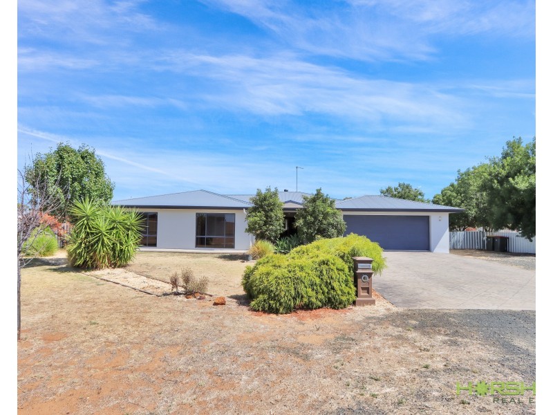 25-27 Ramsay Street, Nhill VIC 3418