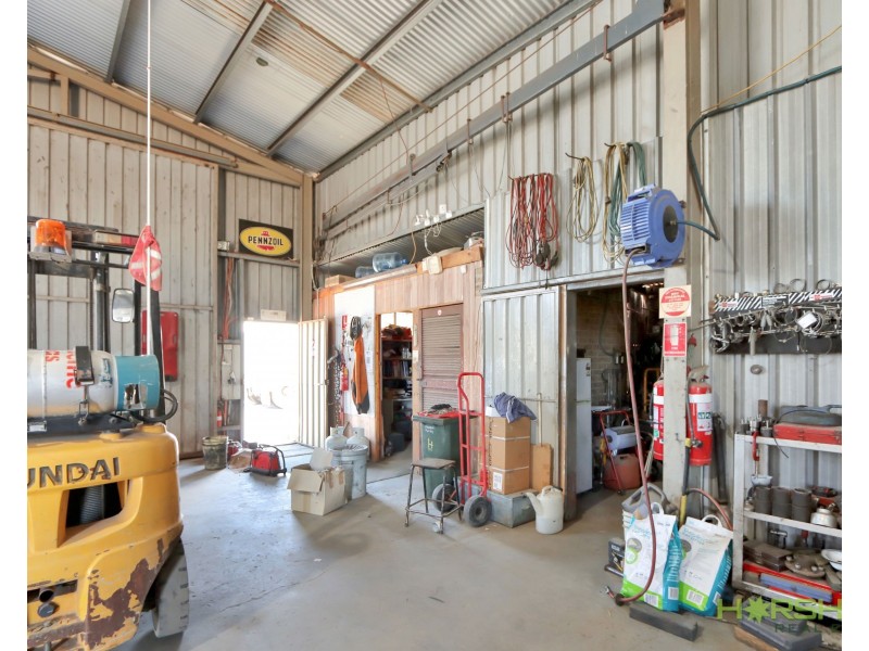 5 Middleton Avenue, Nhill VIC 3418