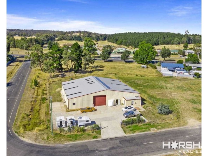 1 Broadbent Court, Beaufort VIC 3373