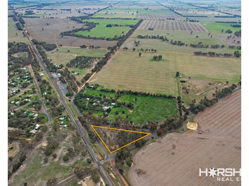 1 Cemetery Road, Glenorchy VIC 3385