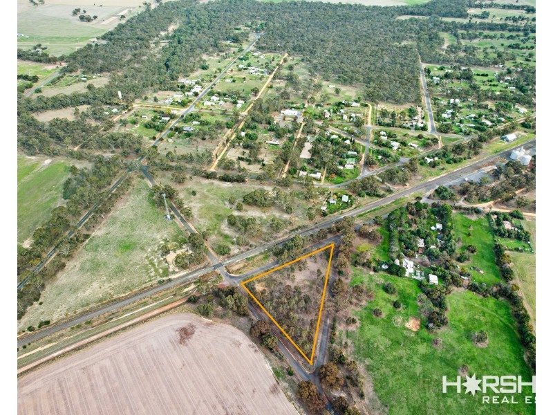 1 Cemetery Road, Glenorchy VIC 3385