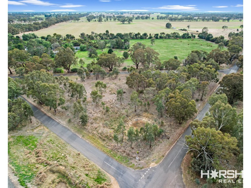 1 Cemetery Road, Glenorchy VIC 3385
