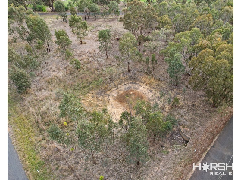 1 Cemetery Road, Glenorchy VIC 3385